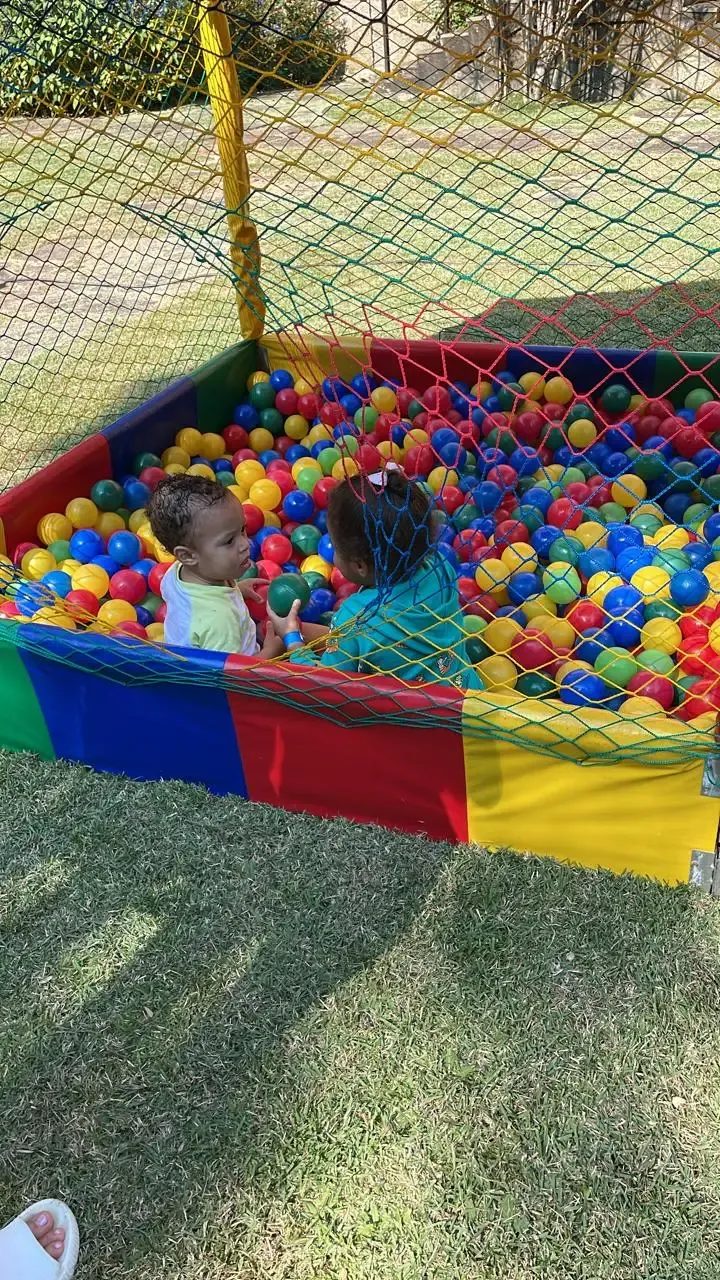 Piscina de bolinhas para alug