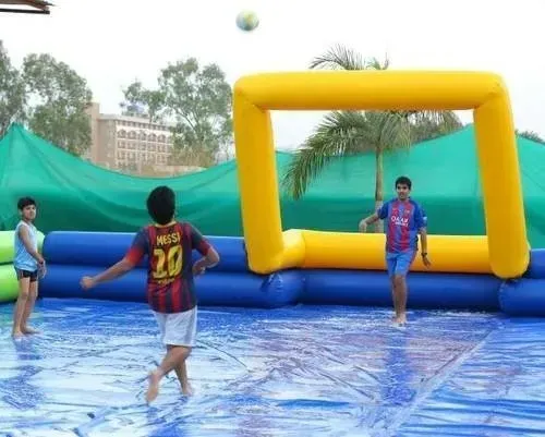 Benefícios do Futebol de Sabão para a Socialização das Crianças