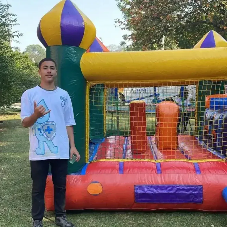 VR Aluguel de brinquedos para festa - Fio Cruz