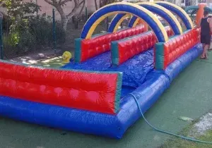 Slide radical com piscina para aluguel no rio de janeiro - RJ